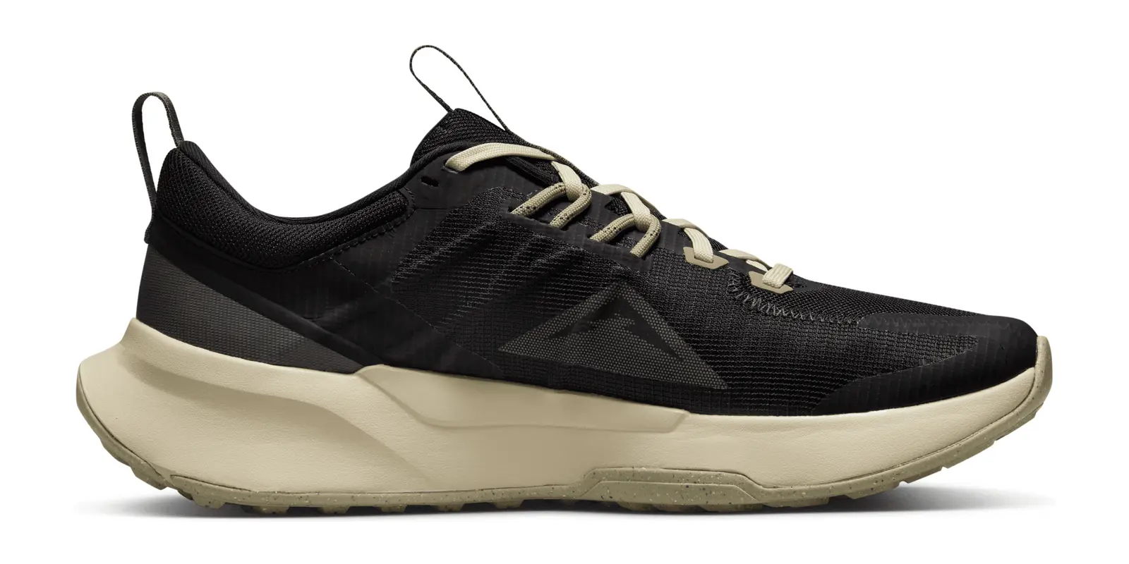 Nike Juniper Trail 2 in Black