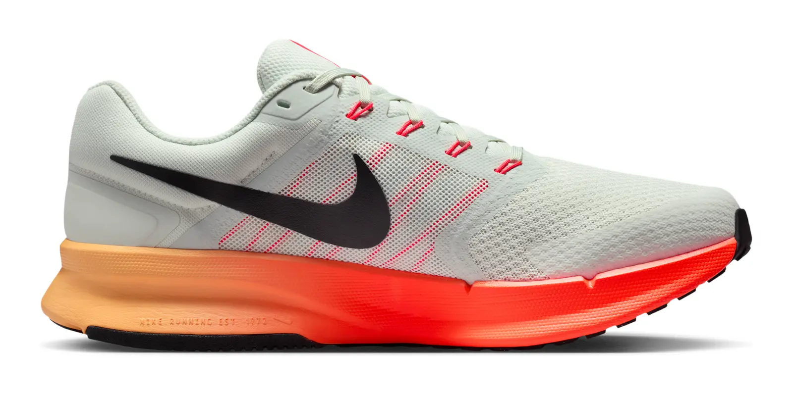 Nike Run Swift 3 in Grey