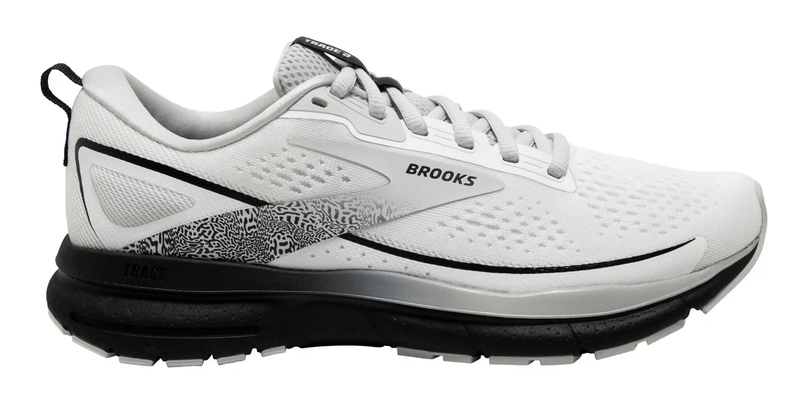 Brooks Trace 3 in White / Oyster