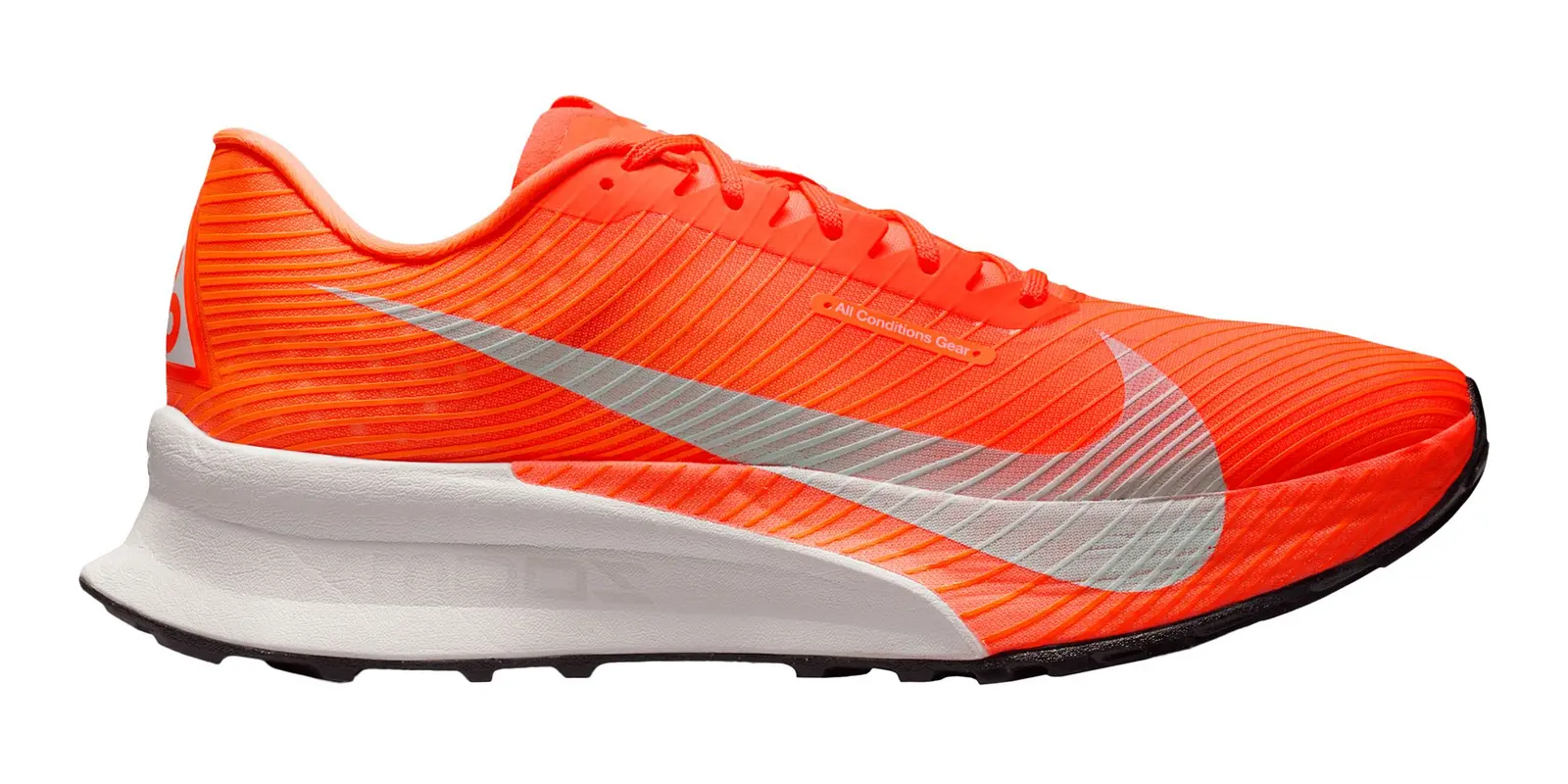 Nike Acg Ultrafly Trail Trail in Hyper Crimson / White / Total Orange