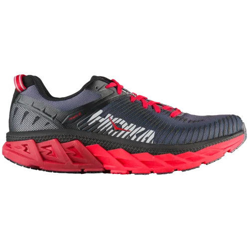 HOKA Arahi 2 in Blackhigh