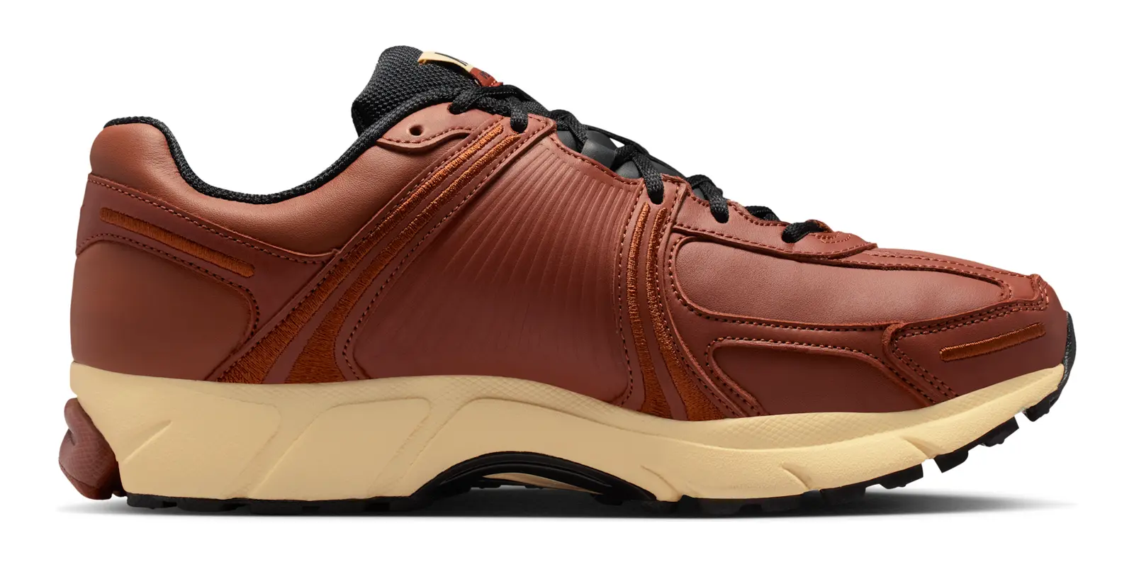 Nike Zoom Vomero 5 in Brown