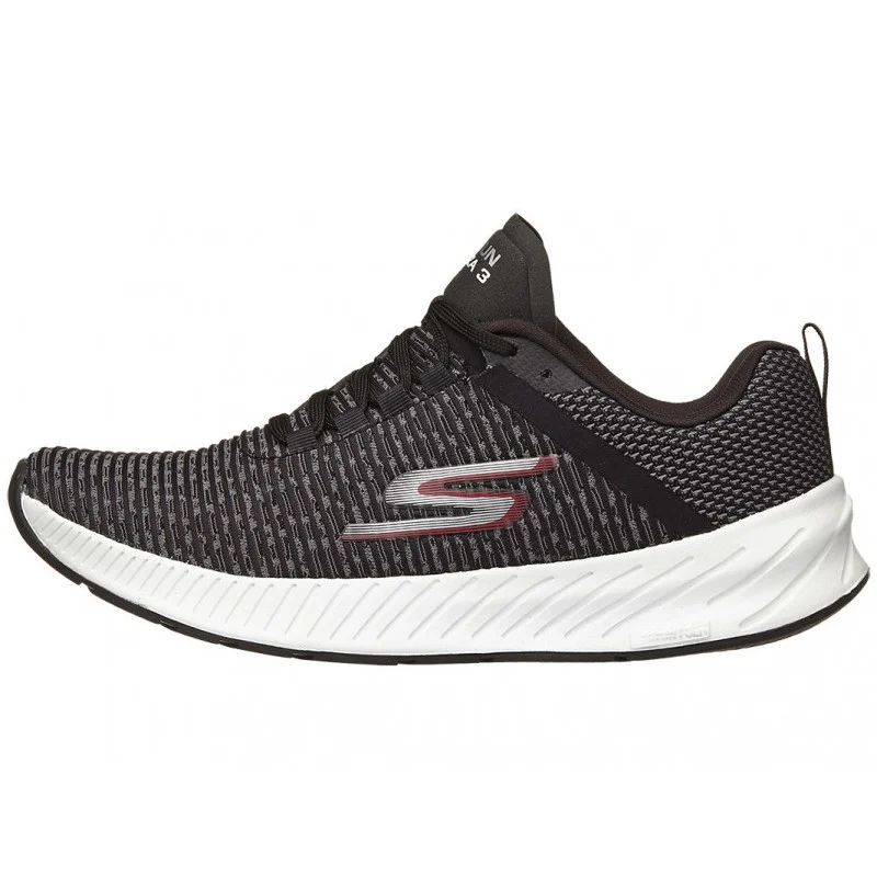Skechers GOrun Forza 3 in Black / White