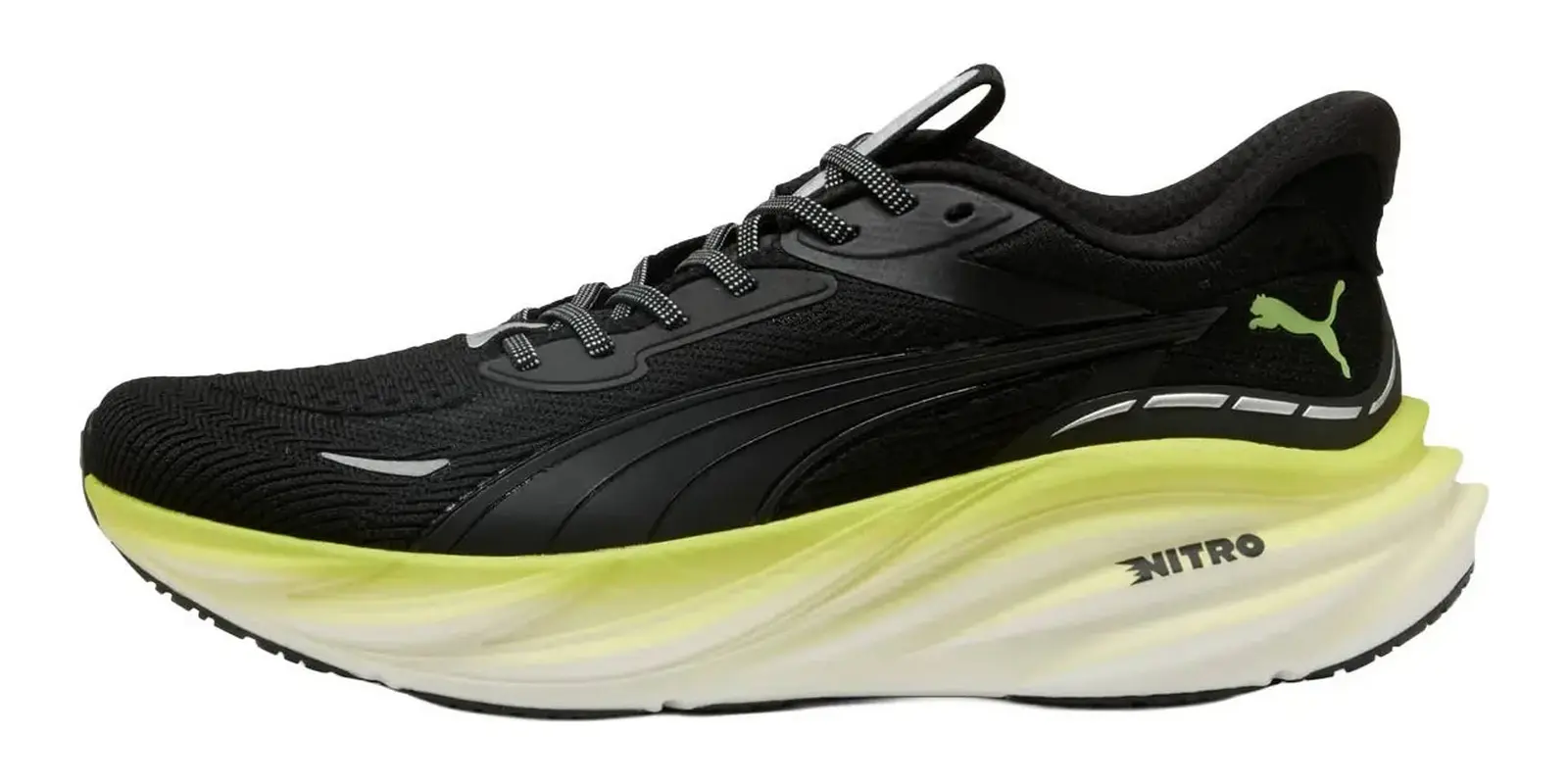 PUMA Magnify Nitro 3 in Black / Sunny Lime