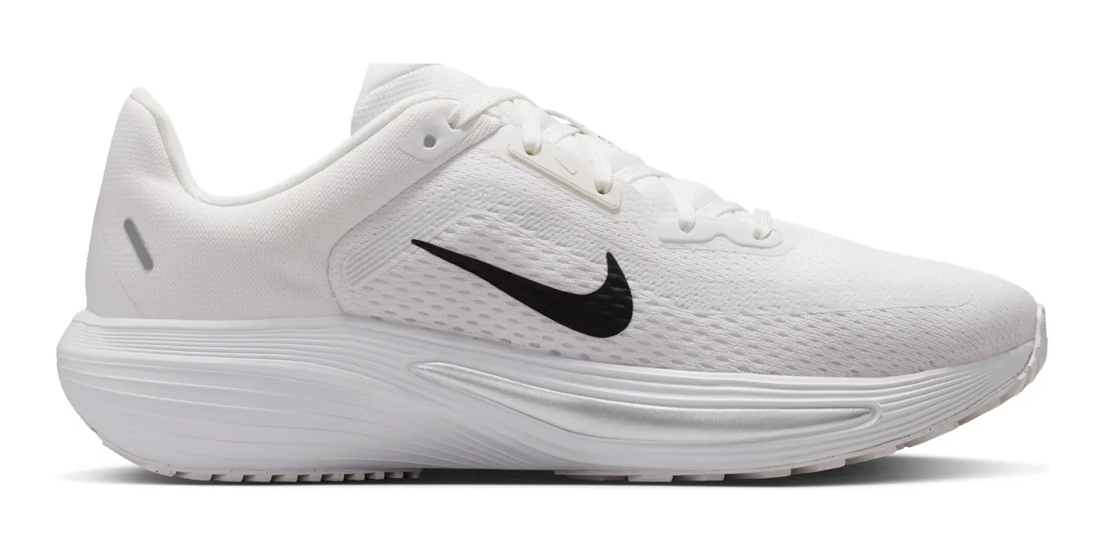Nike Quest 7 in White