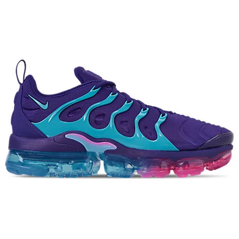 Nike Air VaporMax Plus in Purple