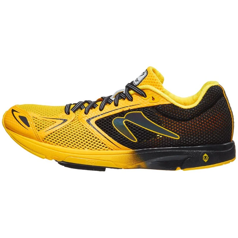 Newton Distance 7 in Black / Yellow