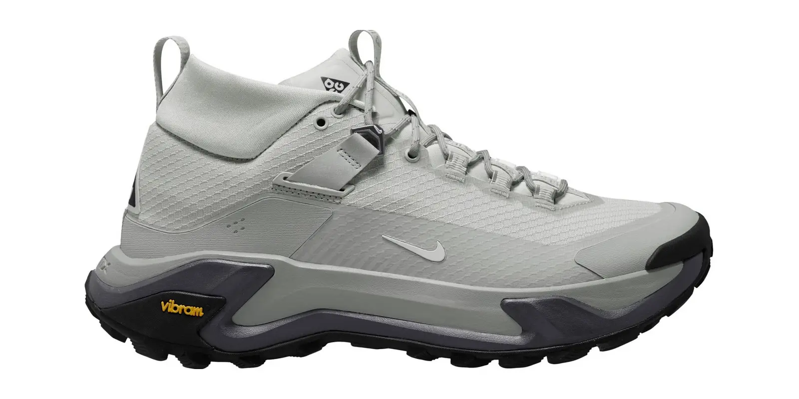 Nike Zegama Hike in Photon Dust / Grey