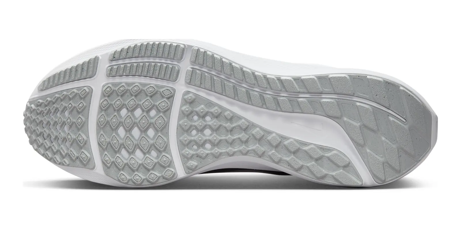 Nike Air Zoom Pegasus 40 in White