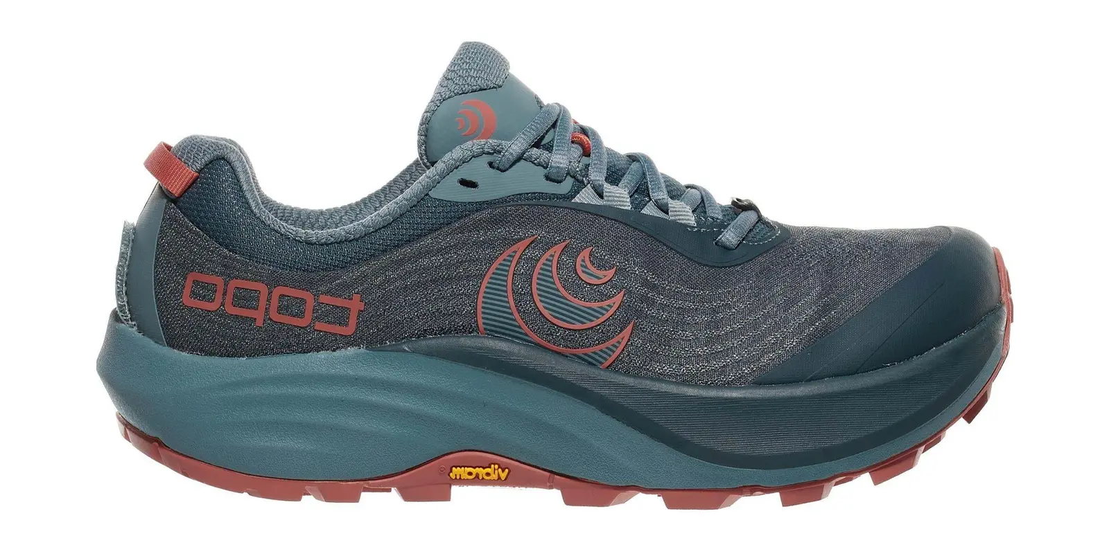 Topo Athletic Pursuit 3 in Slate / Clay