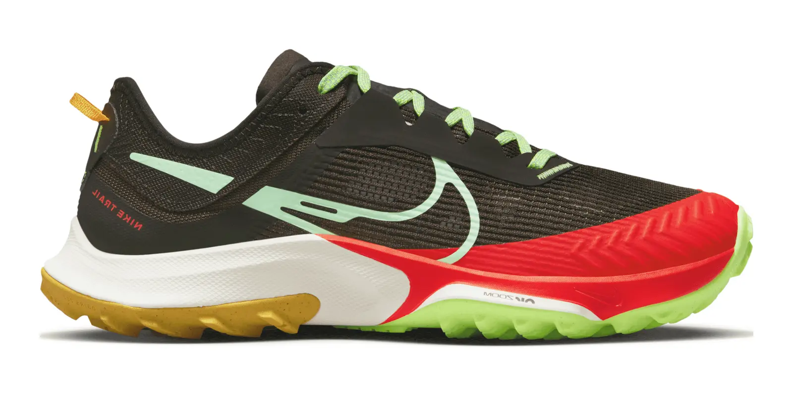 Nike Air Zoom Terra Kiger 8 Trail in Brown