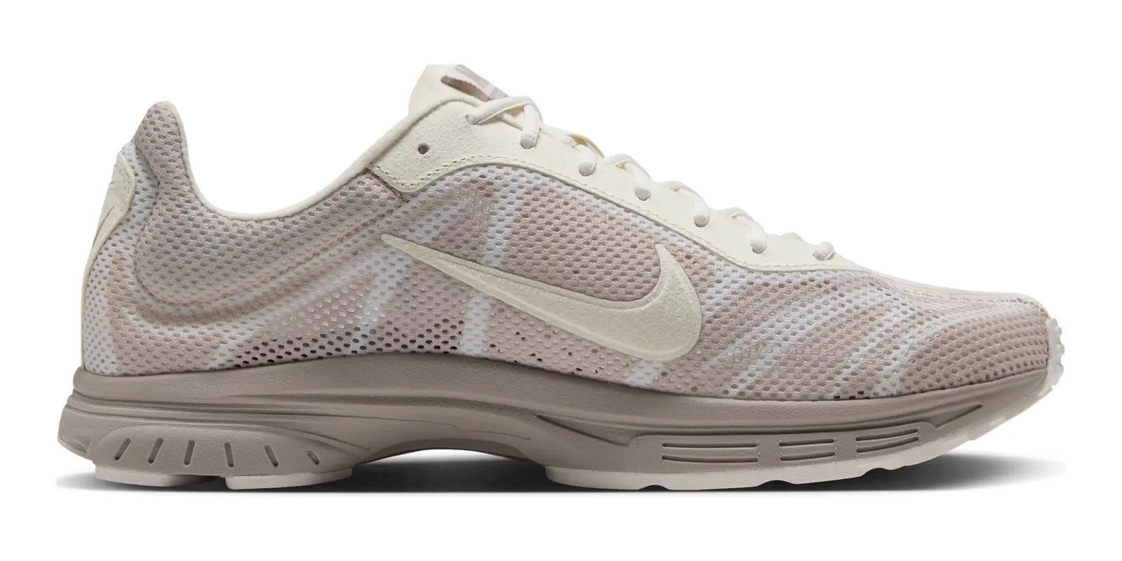 Nike Zoom Streak 3 in Brown