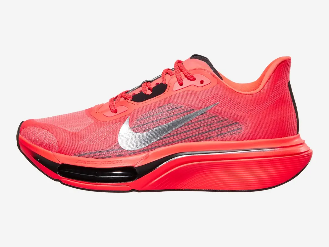 Nike Pegasus Plus 2 in Flash Crimson / Silver / Black