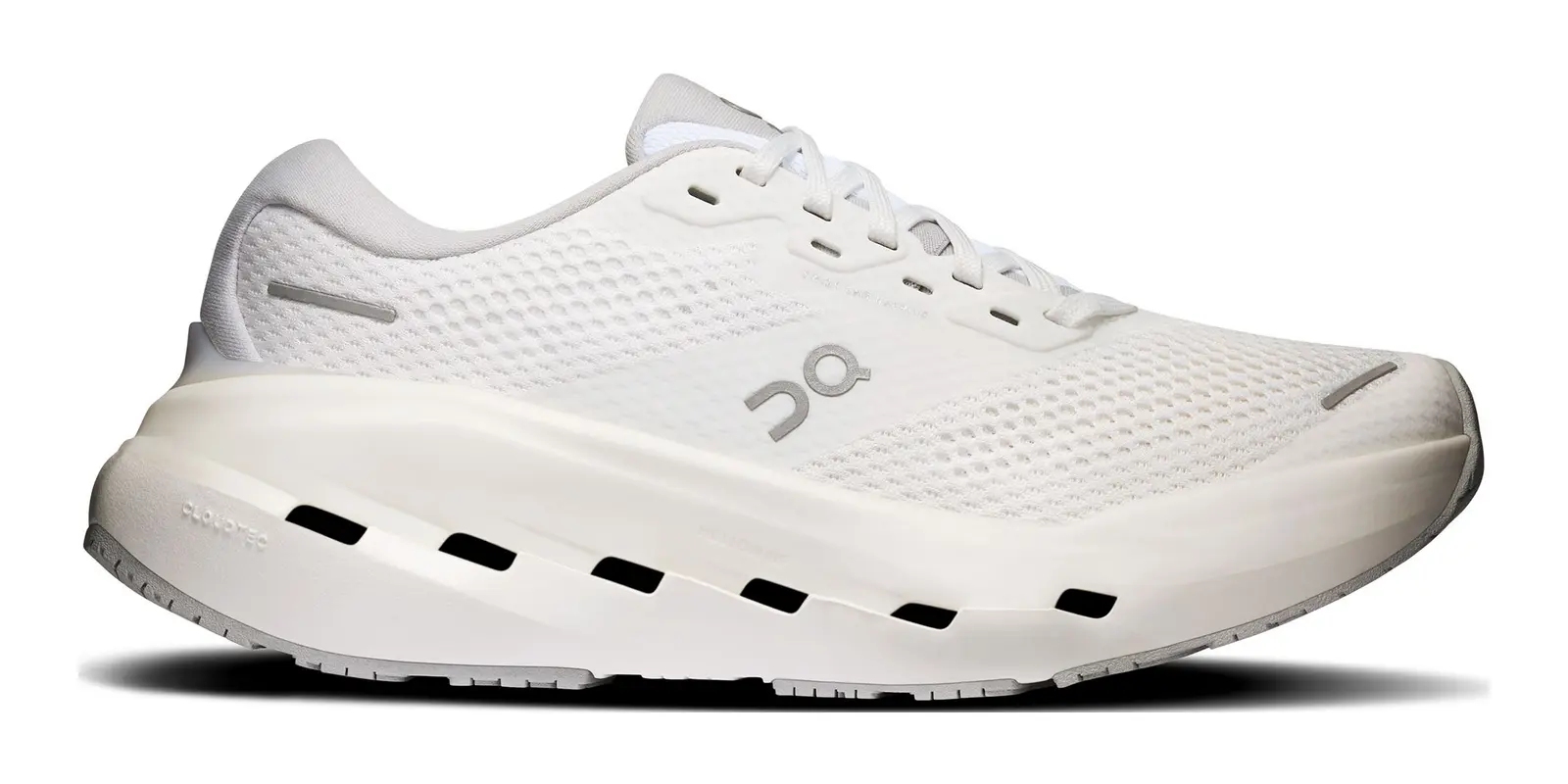 On Cloudrunner 3 Max in White / Glacier
