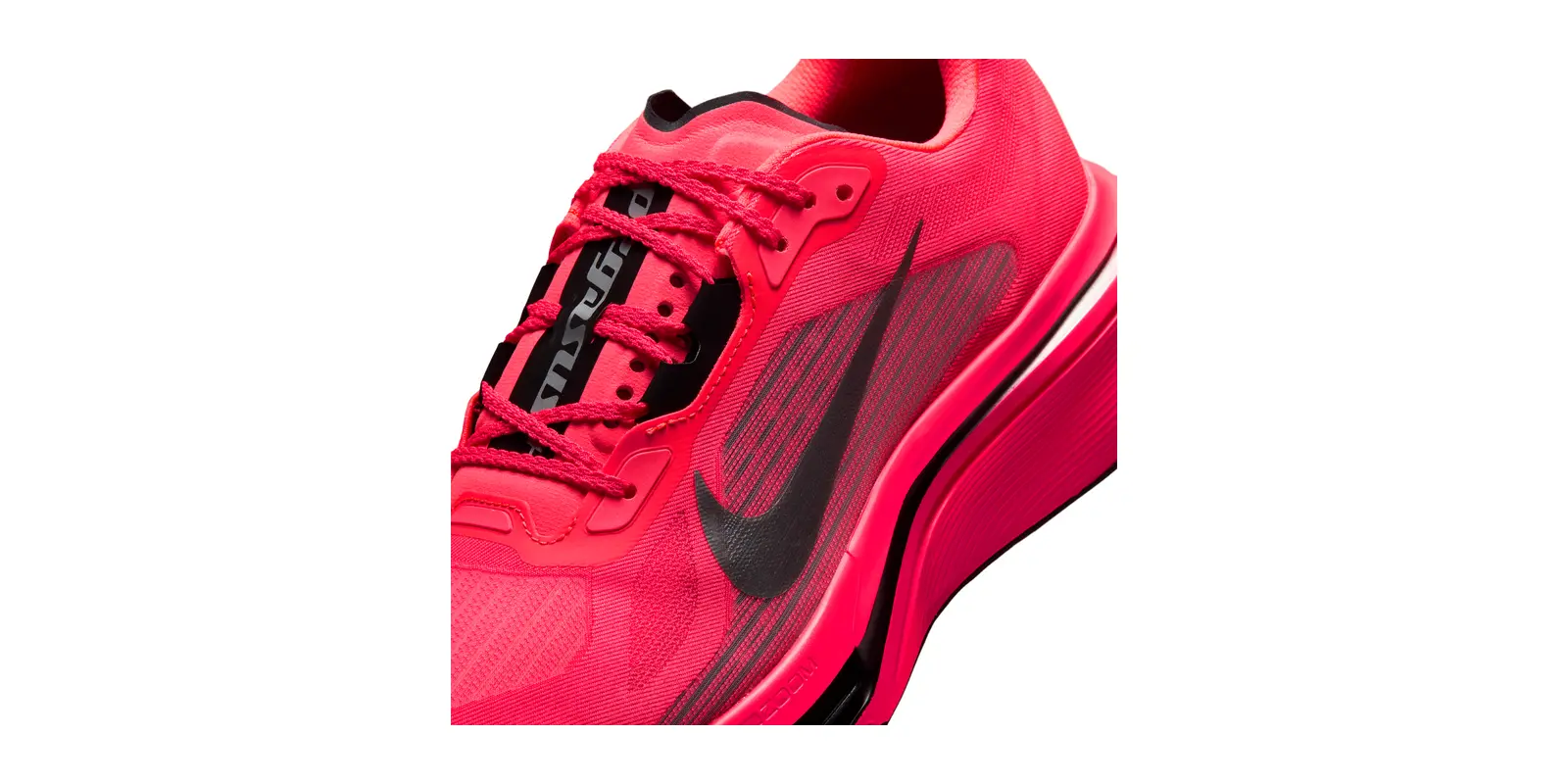 Nike Pegasus Plus 2 in Red
