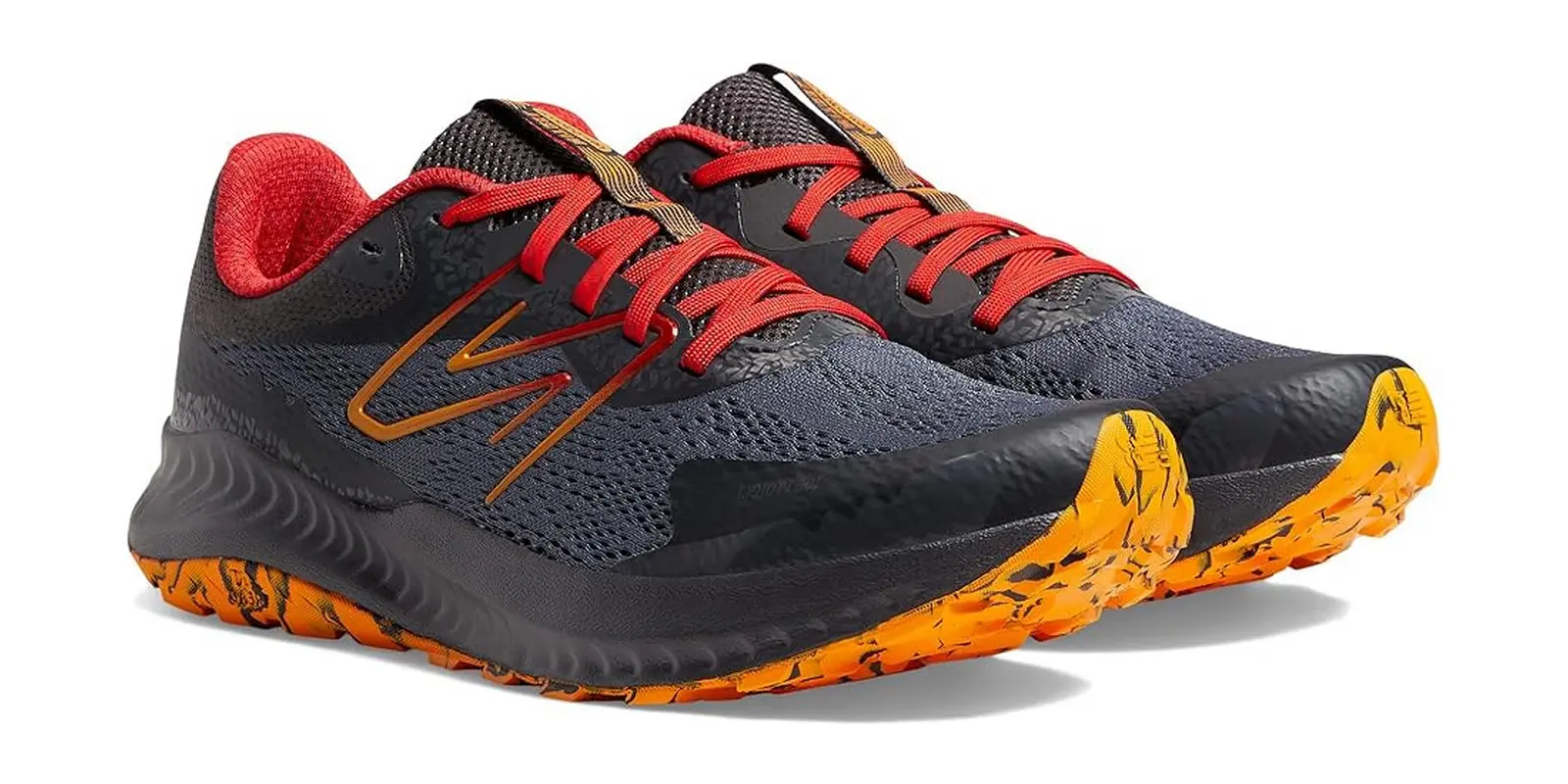 New Balance Dynasoft Nitrel v5 in Magnet / Black