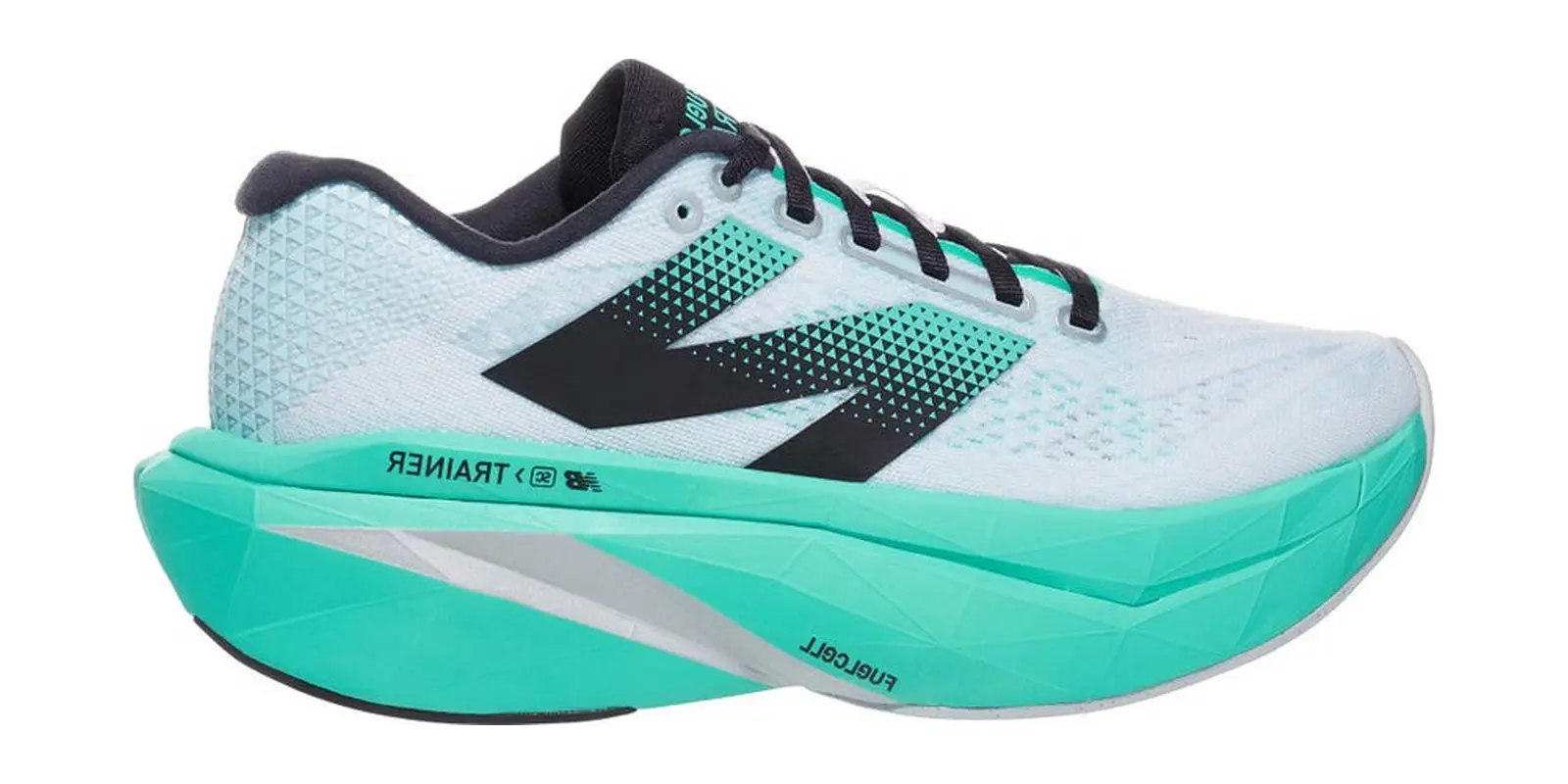 New Balance FuelCell SuperComp Trainer v3 in Whitecyab