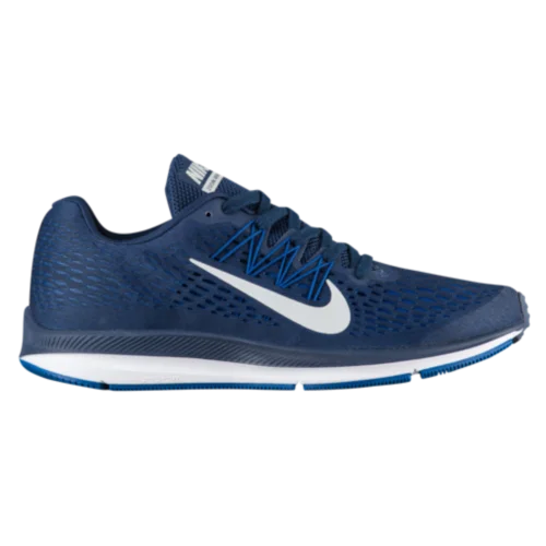 Nike Air Zoom Winflo 5 in Midnight