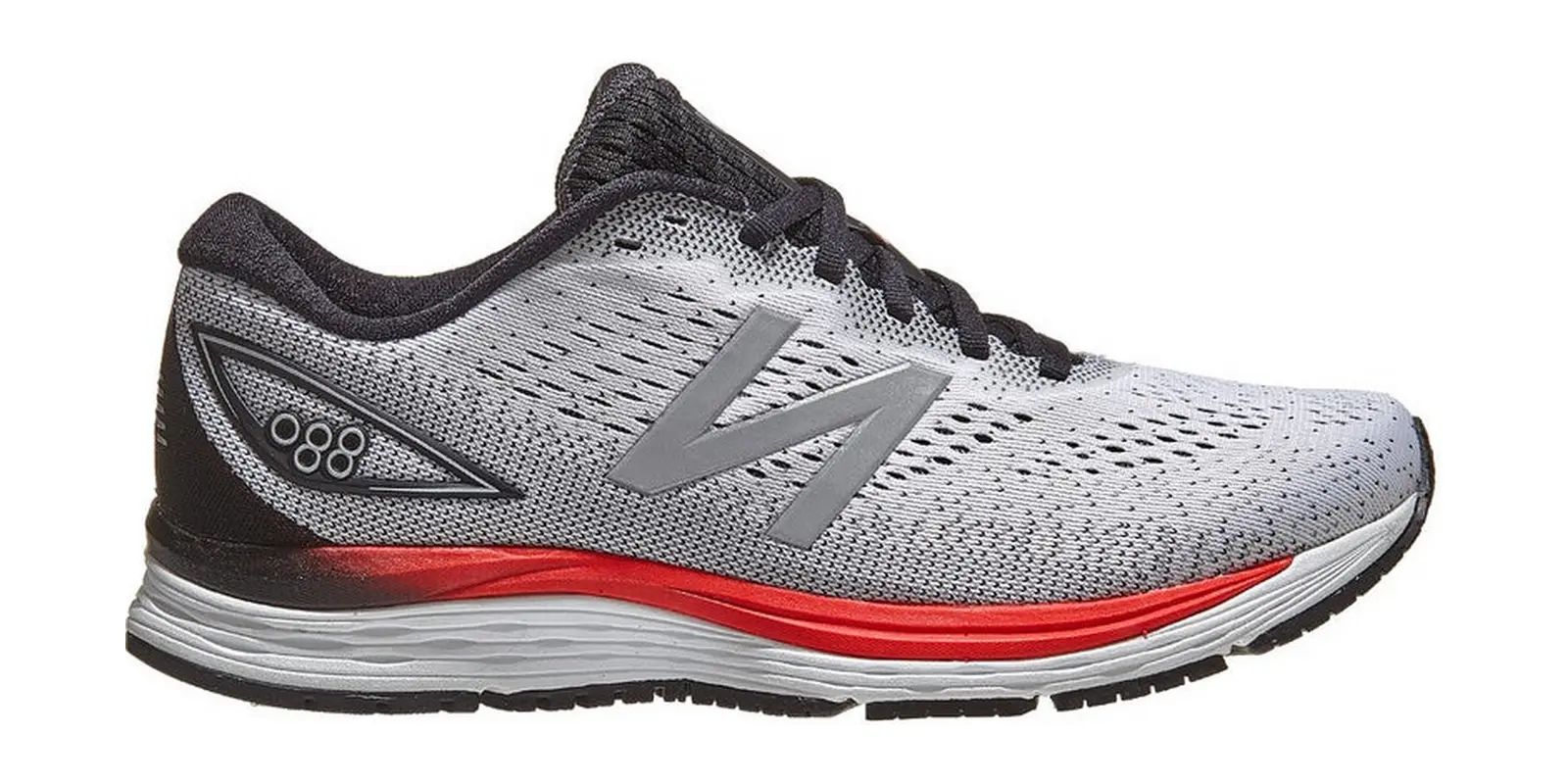 New Balance 880 v9 in White