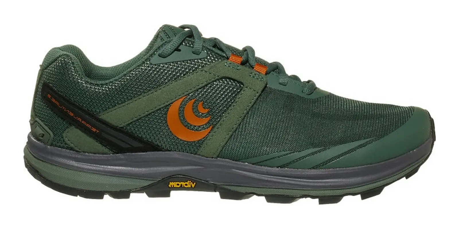 Topo Athletic Terraventure 3 in Dark