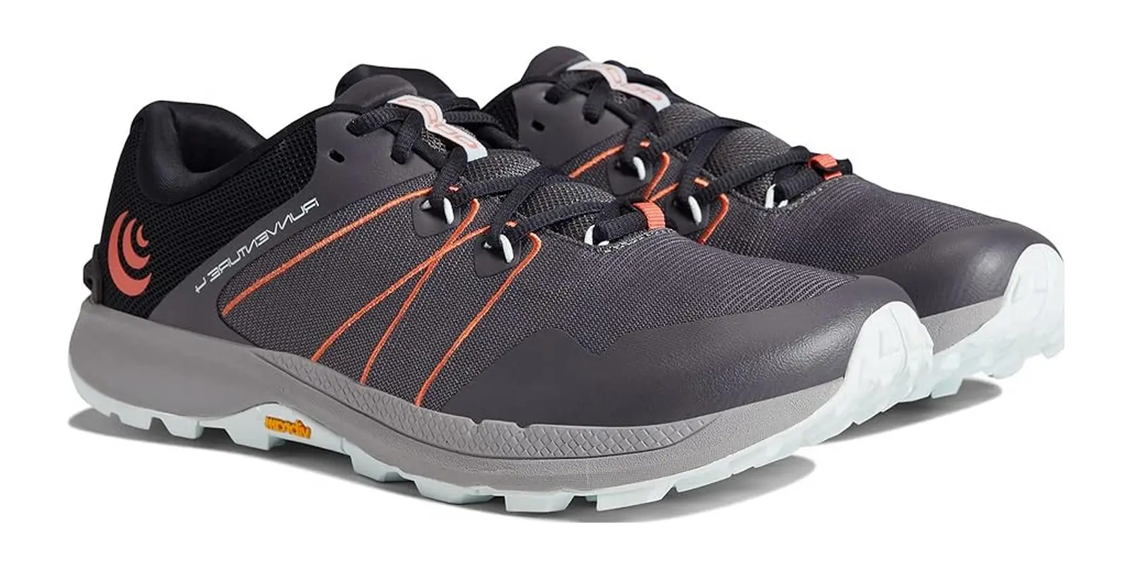 Topo Athletic Runventure 4 in Grey / Cloud