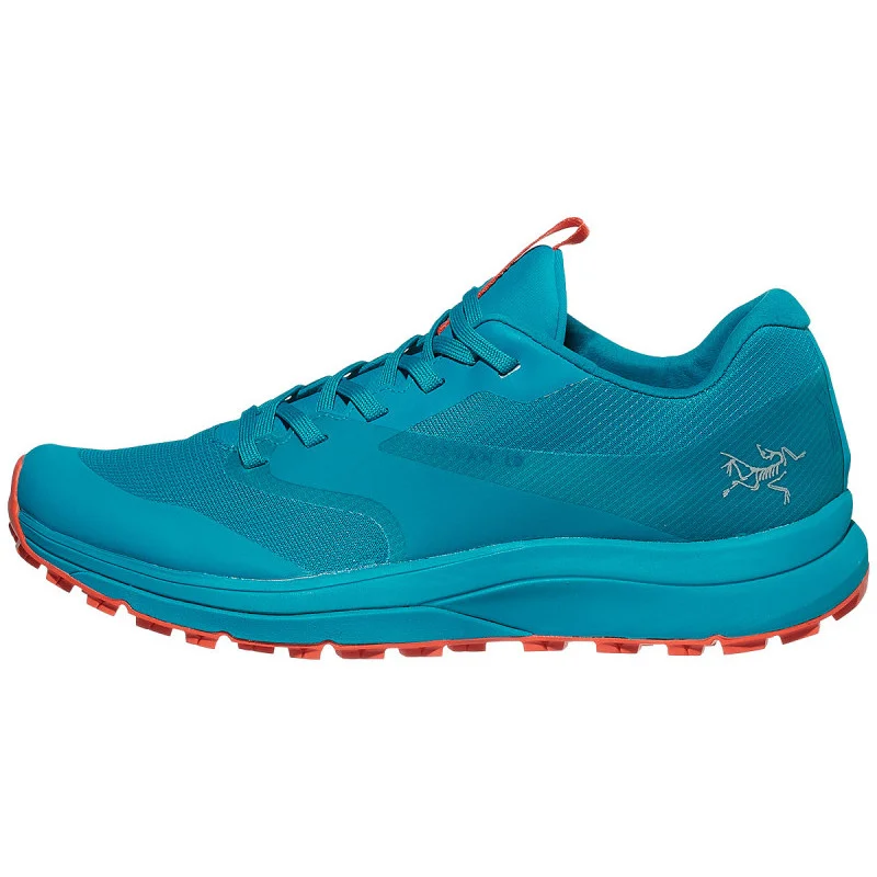 ARC'TERYX Norvan LD in Dark