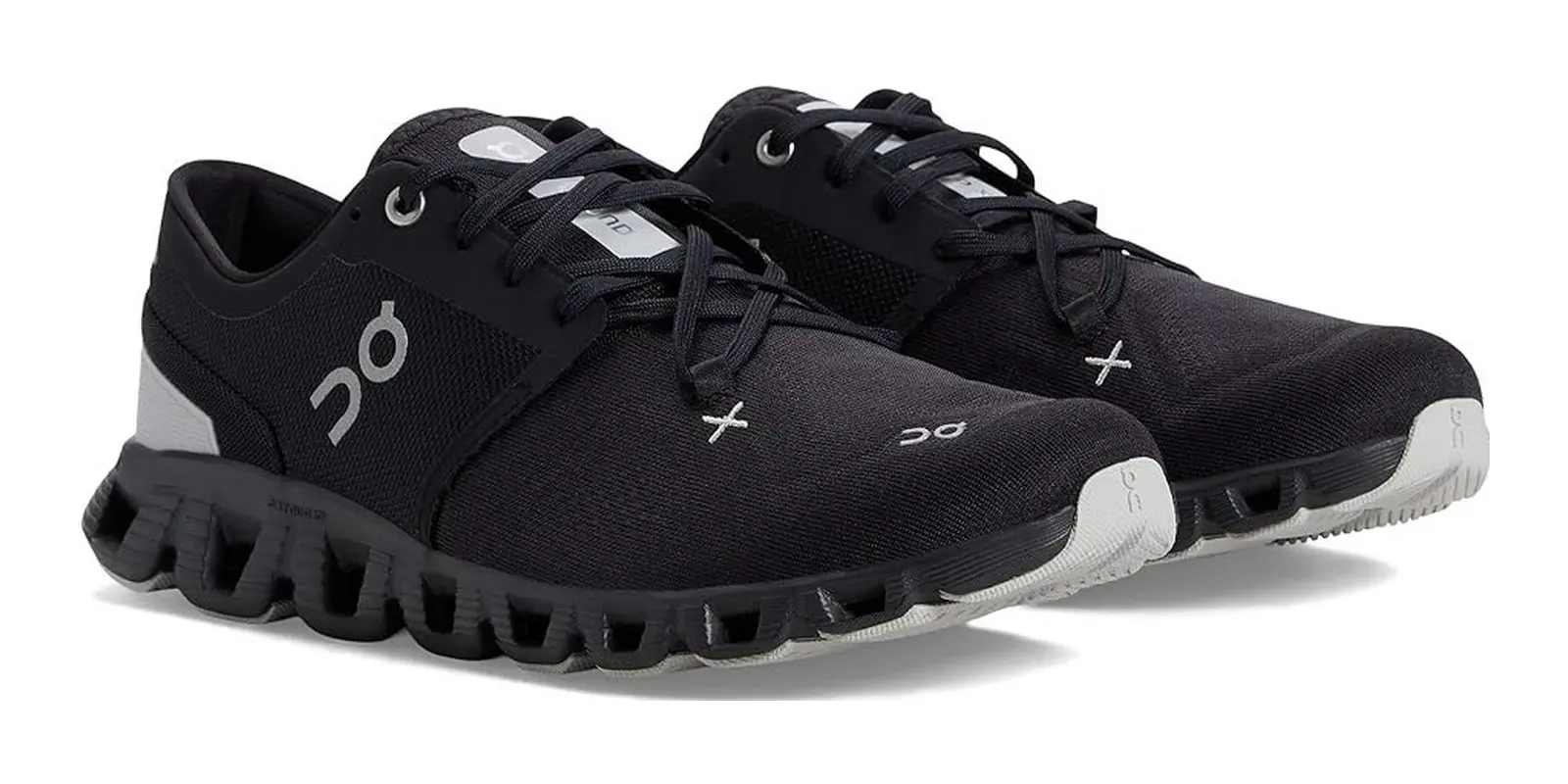 On Cloud X 3 in Black