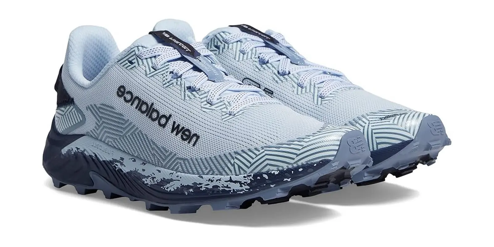 New Balance FuelCell Summit Unknown v4 in Blueouterspace