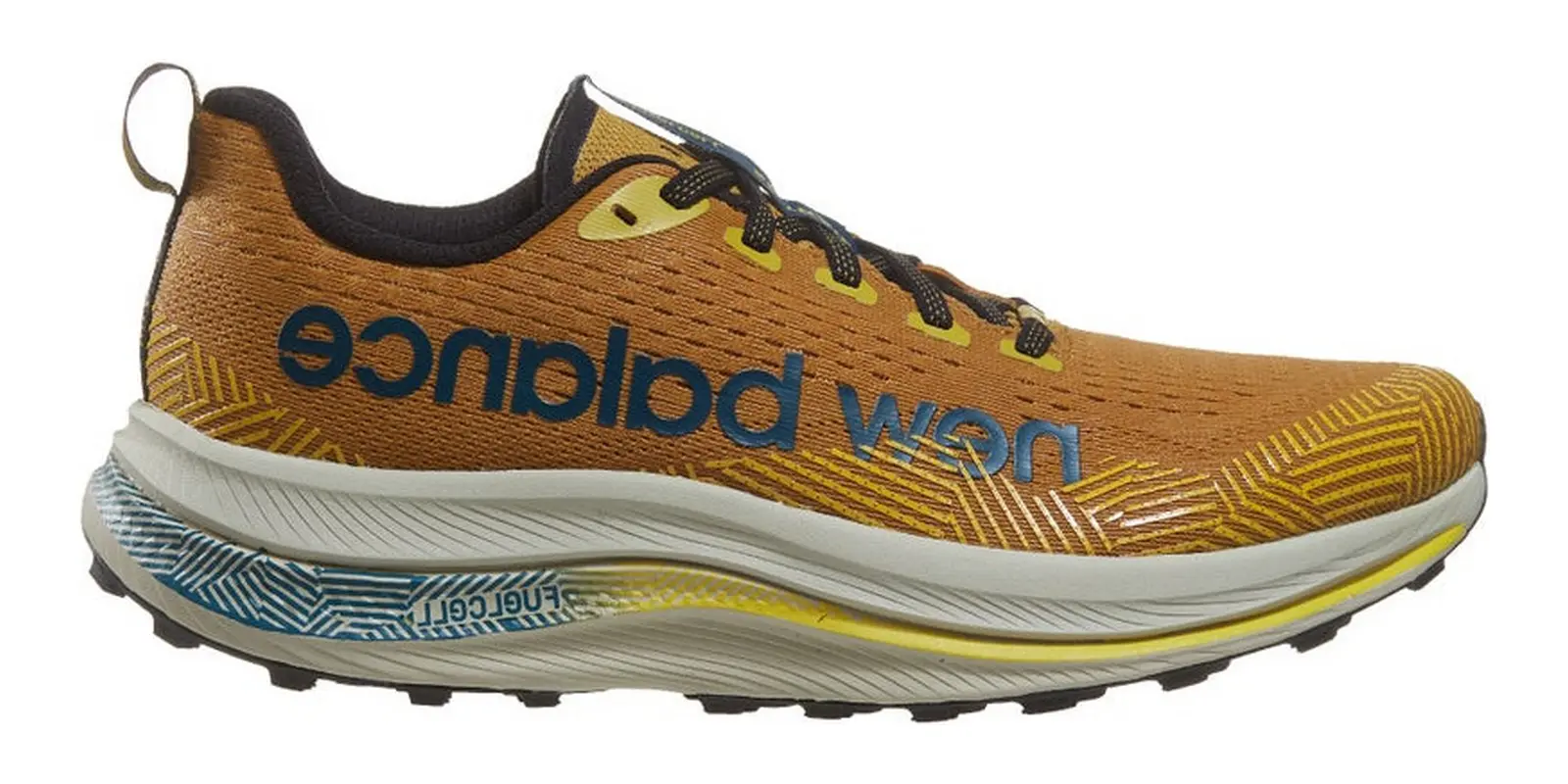 New Balance FuelCell SuperComp Trail in Buttersc