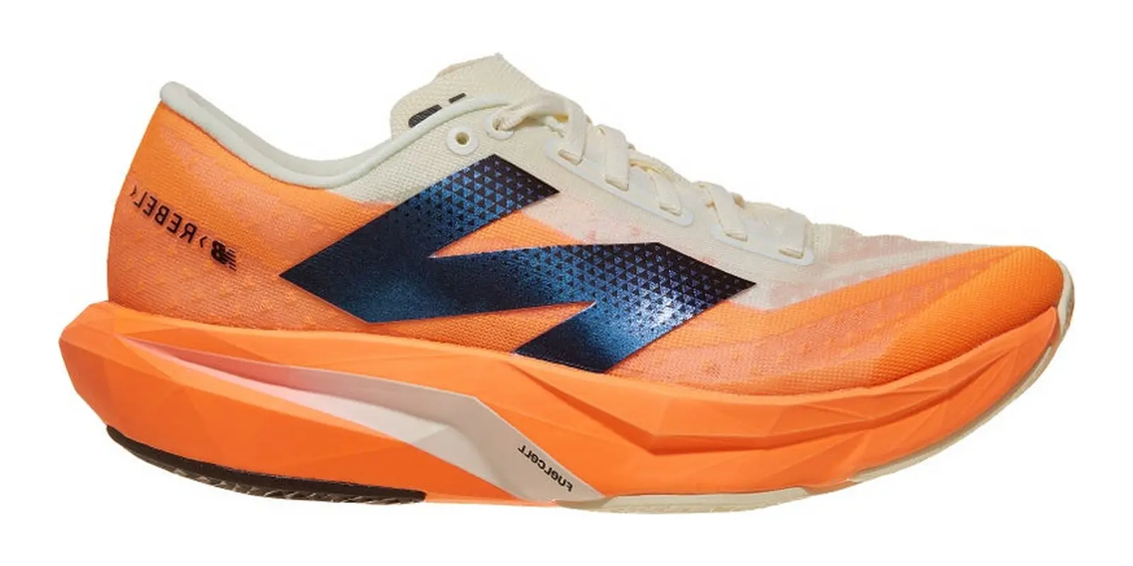 New Balance FuelCell Rebel v4 in Mangoangor