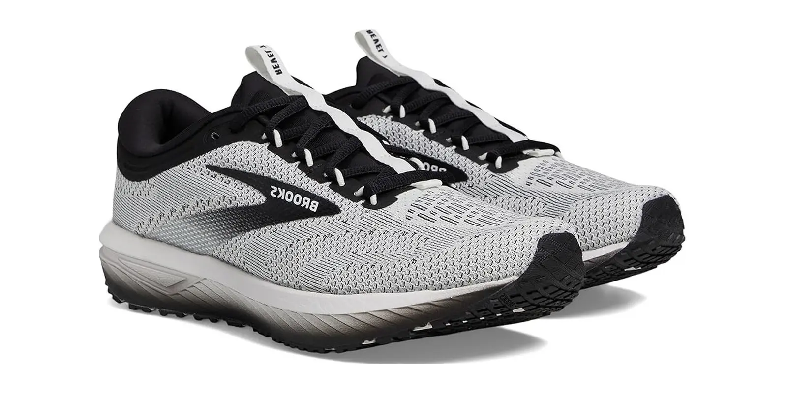 Brooks Revel 7 in White / Black