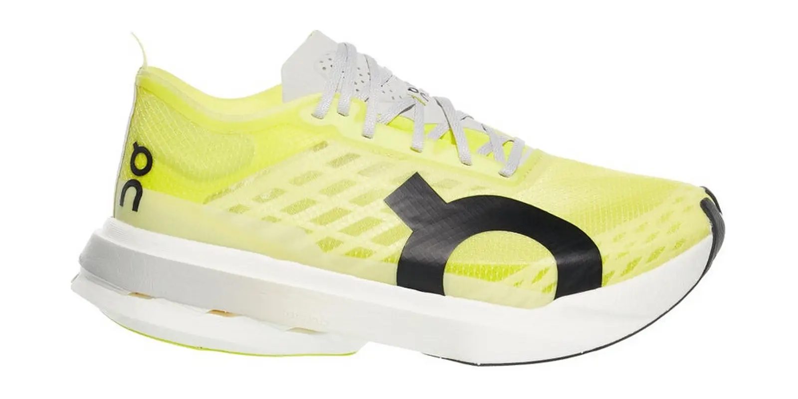 On Cloudboom Strike in Lime / Light / Wolf