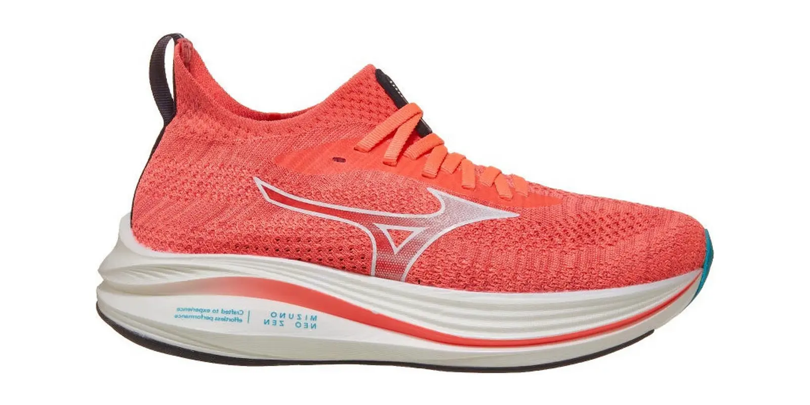 Mizuno Neo Zen in Striking