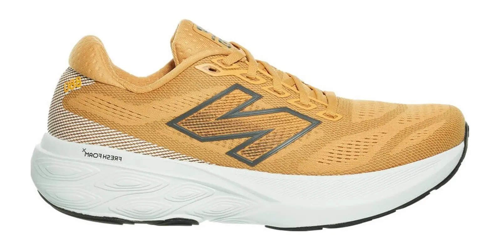 New Balance Fresh Foam X 880 v15 in Apricotwhi