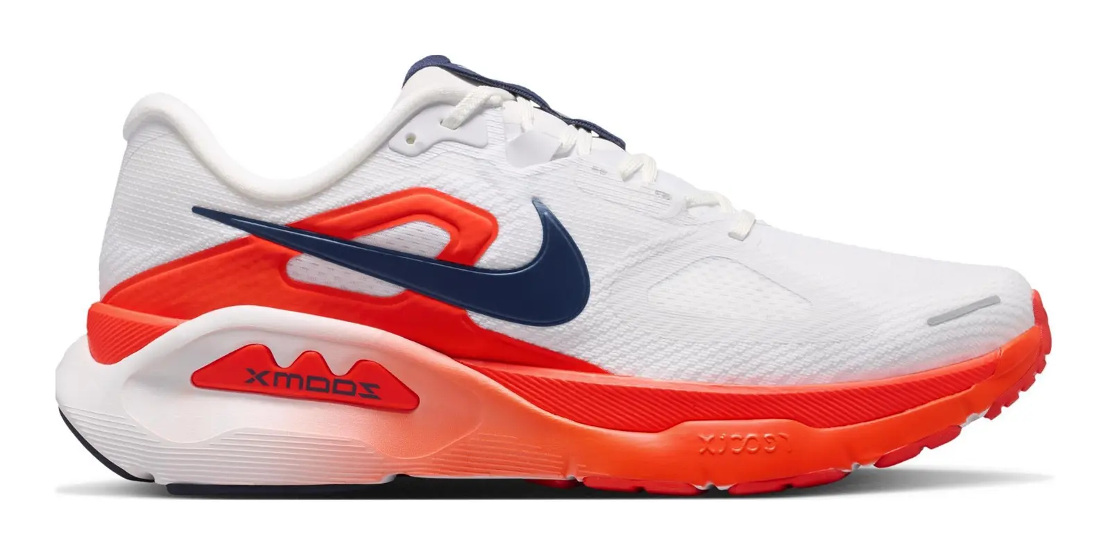 Nike Structure Plus in White / Navy / Crimson