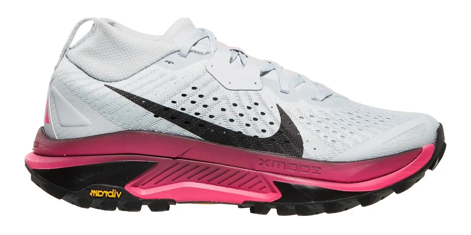 Nike ACG Zegama Trail in Platinum / Black / Pink
