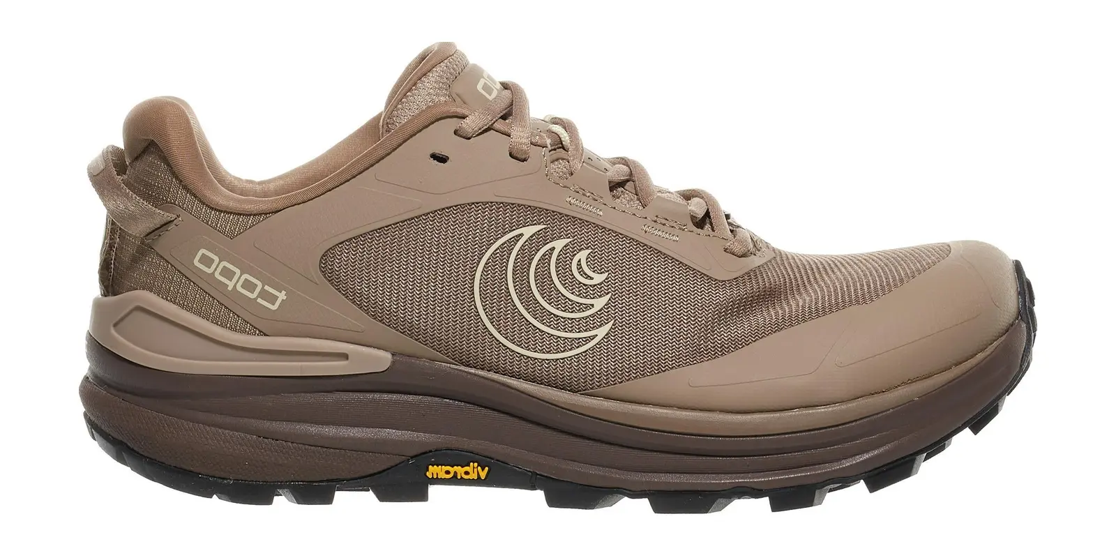 Topo Athletic Traverse 2 in Clay / Tan