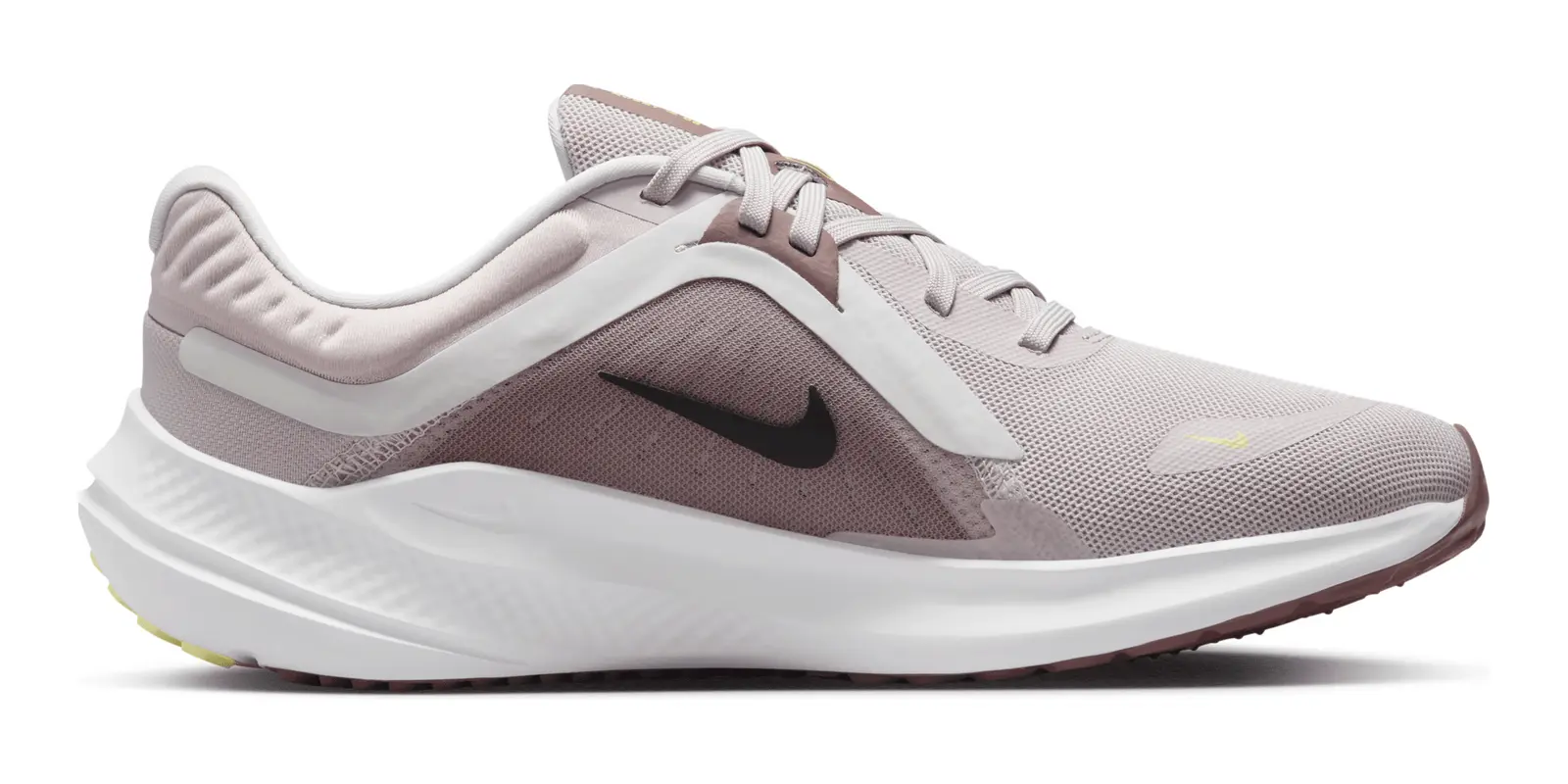 Nike Quest 5 in Purple