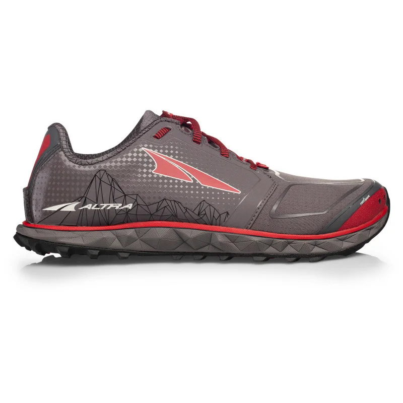 Altra Superior 4.0 in Grey / Red