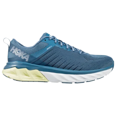 HOKA Arahi 3
