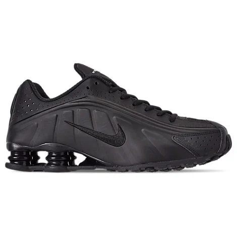 Nike Shox R4 in Black