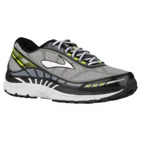 Brooks Dyad 8 in River