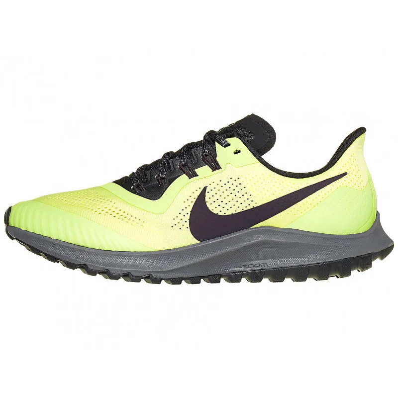Nike Air Zoom Pegasus 36 Trail in Luminous