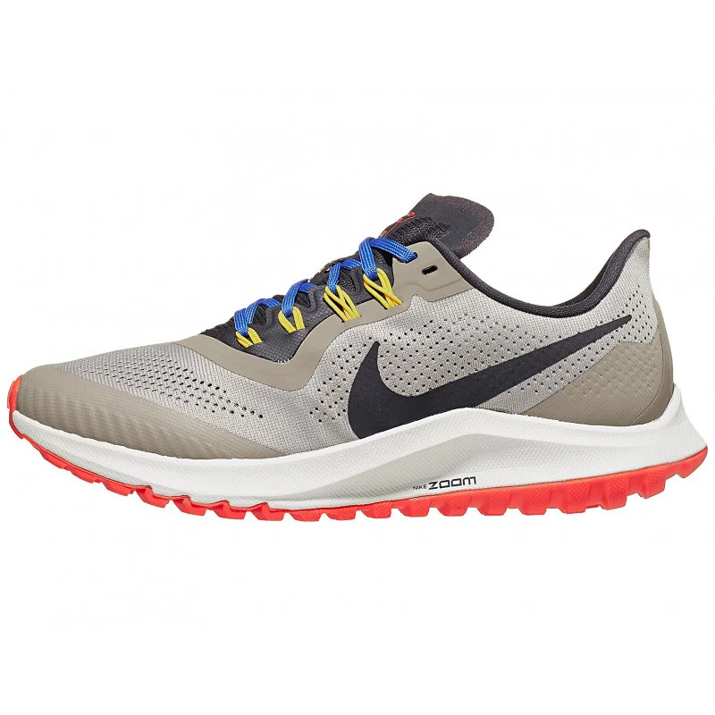 Nike Air Zoom Pegasus 36 Trail in Pumicegrey