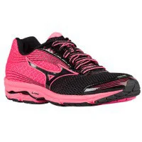 Mizuno Wave Sayonara 3 in Black / Neon