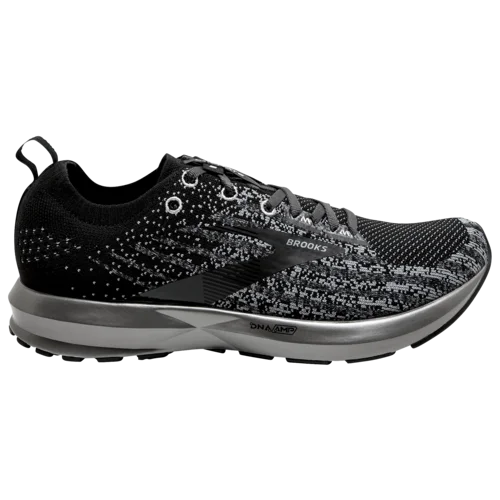 Brooks Levitate 3 in Black / Ebony / Silver