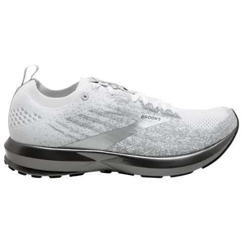 Brooks Levitate 3 in White / Grey / Silver