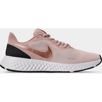 Nike Revolution 5