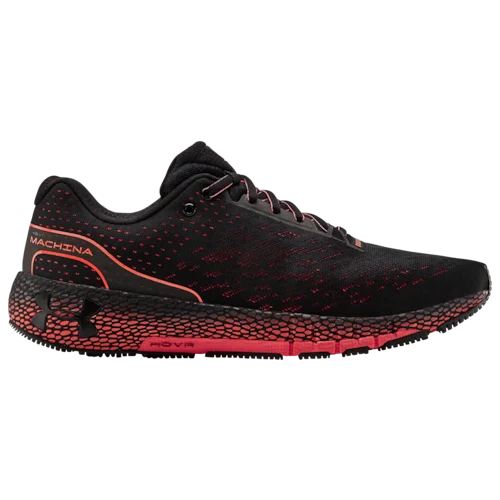 Under Armour HOVR Machina in Blackbetablack