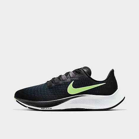 Nike Air Zoom Pegasus 37 in Black